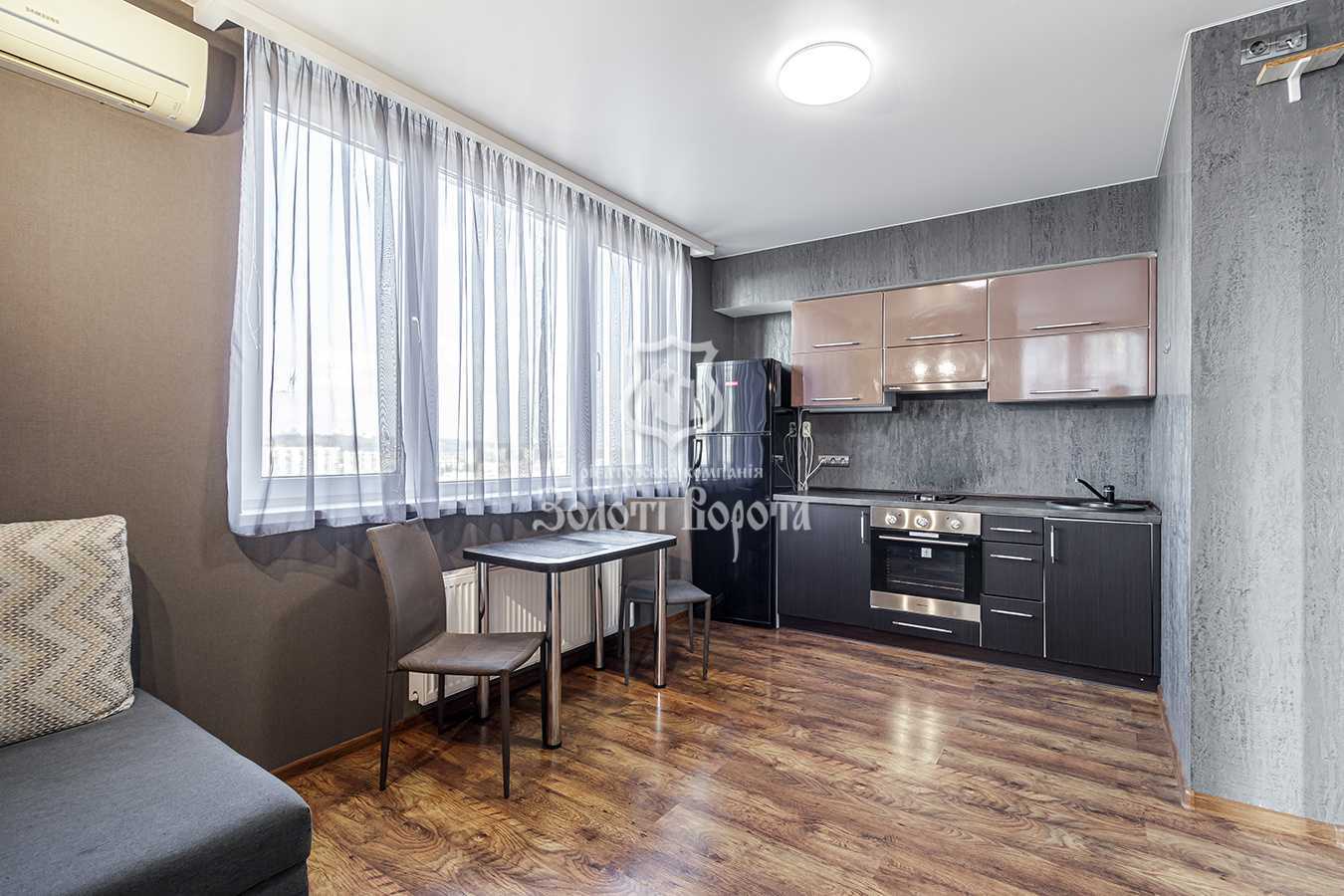 Продаж 1-кімнатної квартири 45.9 м², Соборності просп., 30А