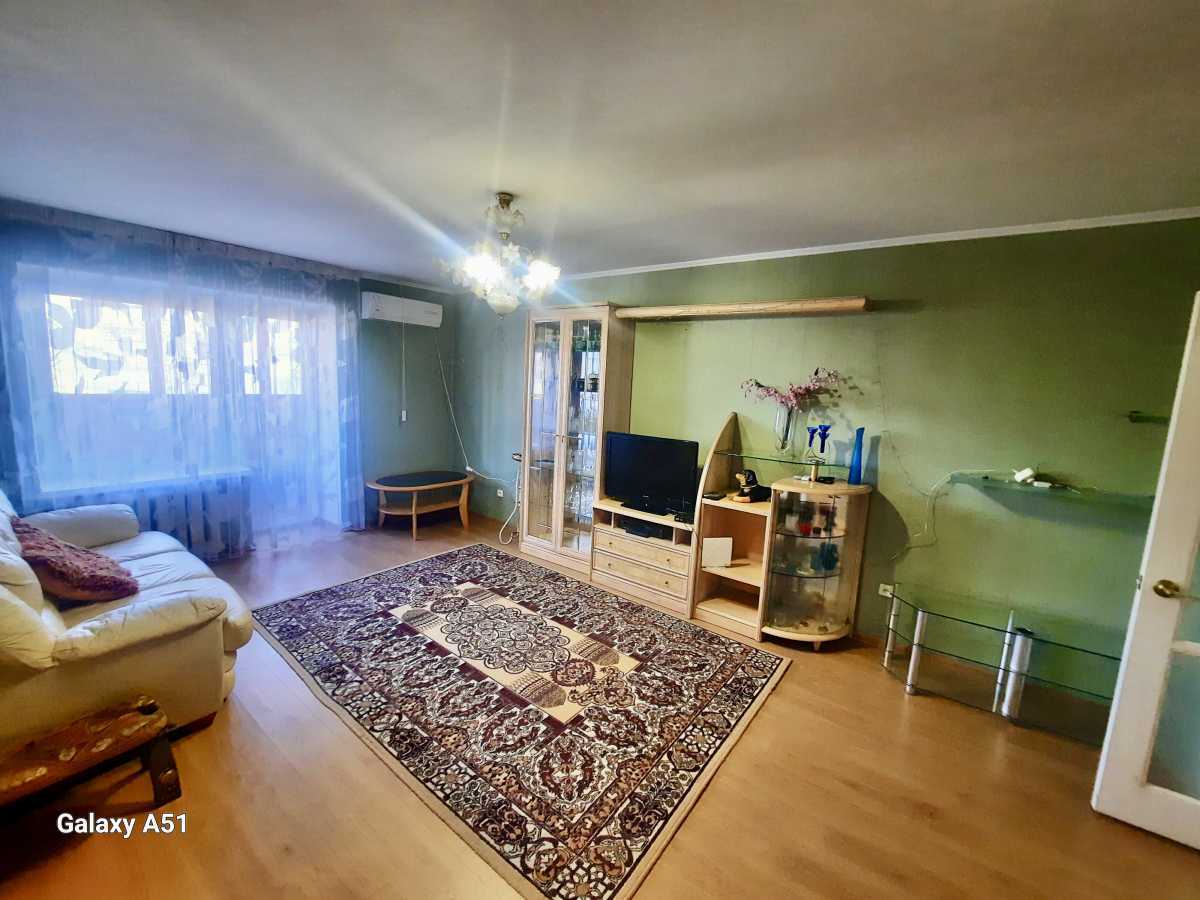 Оренда 2-кімнатної квартири 90 м², Котельникова вул., Драгоманова, 44а