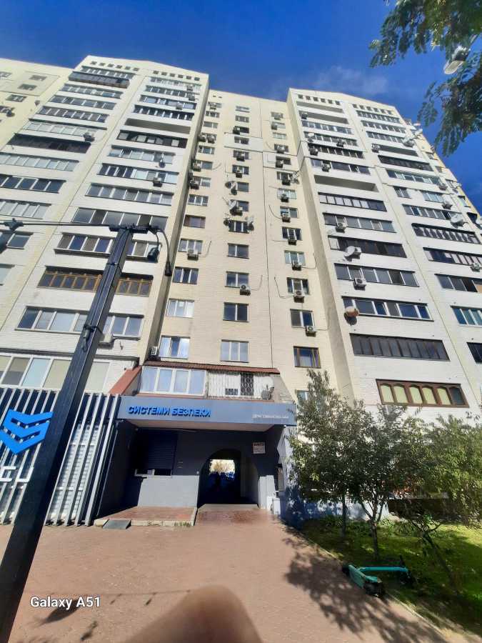 Аренда 2-комнатной квартиры 90 м², Михаила Котельникова ул., Драгоманова, 44а