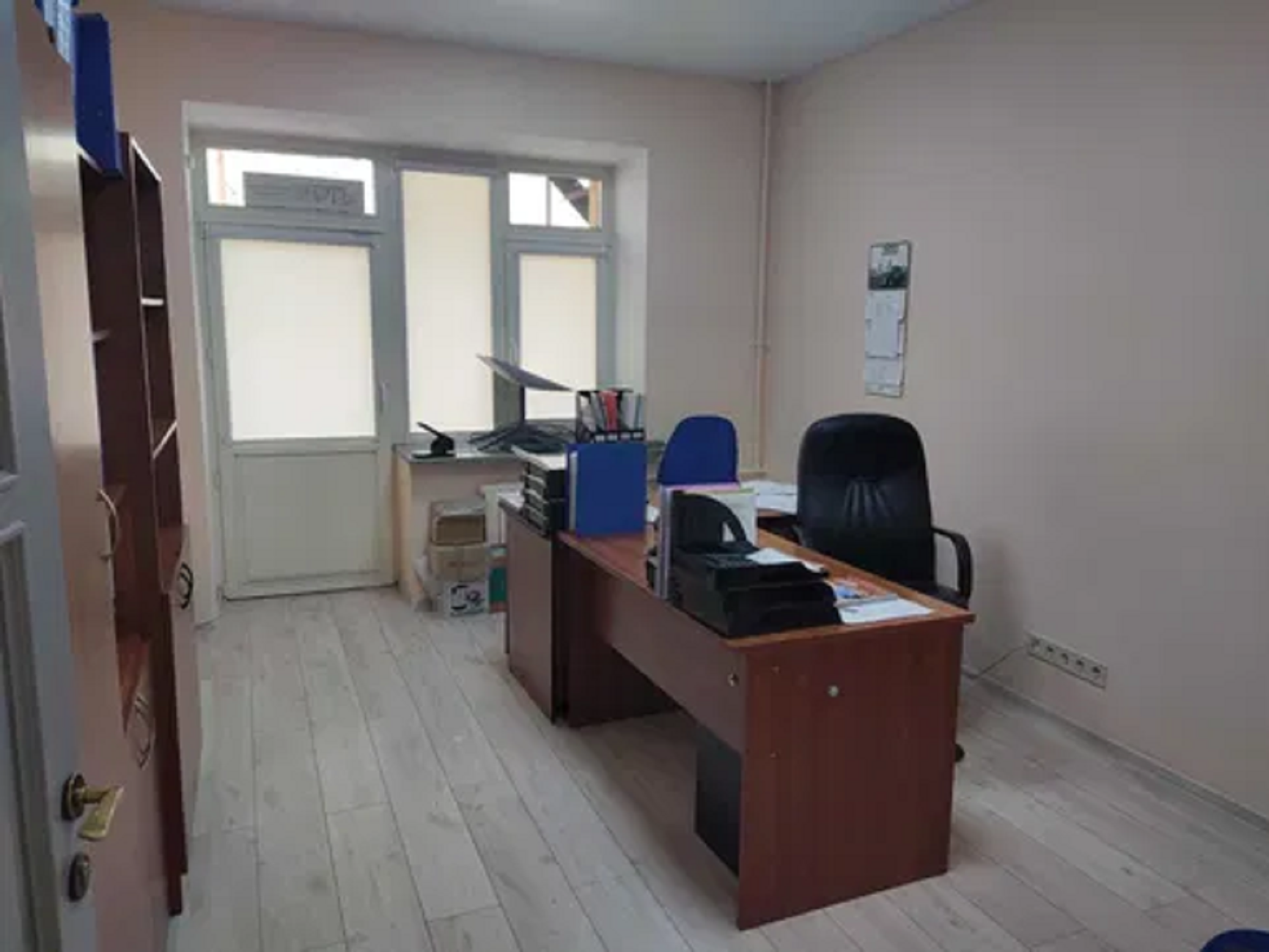 Аренда офиса 105 м², Кирилловская ул., 1