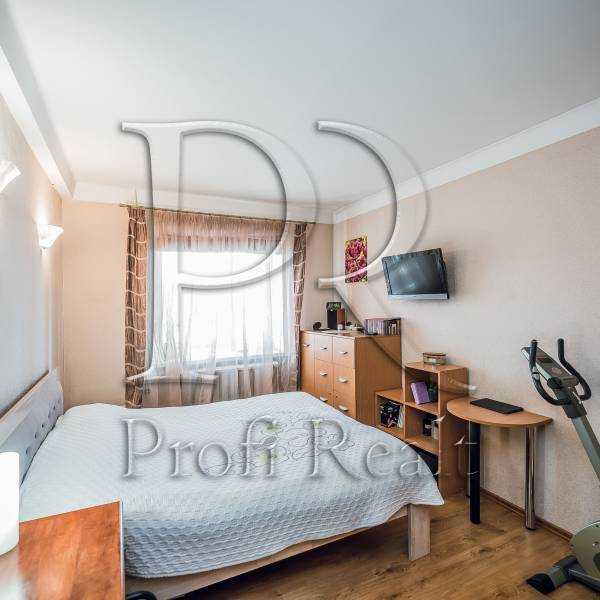 Продаж 3-кімнатної квартири 78 м², Гончарова вул., 16