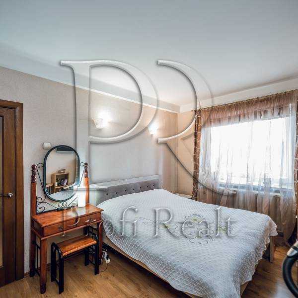 Продажа 3-комнатной квартиры 78 м², Гончарова ул., 16