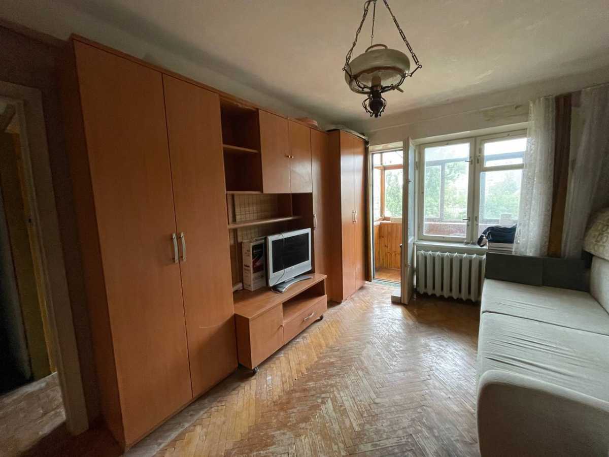 Продажа 2-комнатной квартиры 40 м², Березневая ул., 7