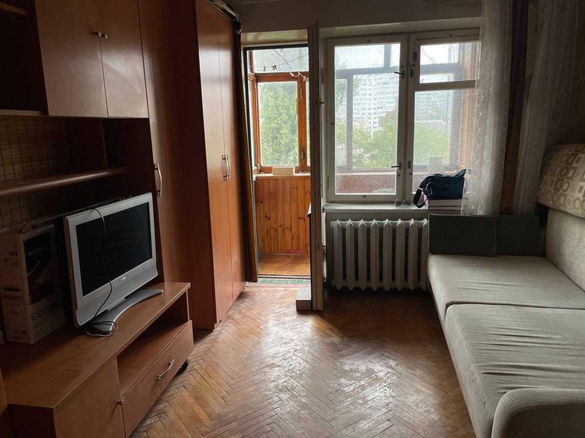 Продажа 2-комнатной квартиры 40 м², Березневая ул., 7