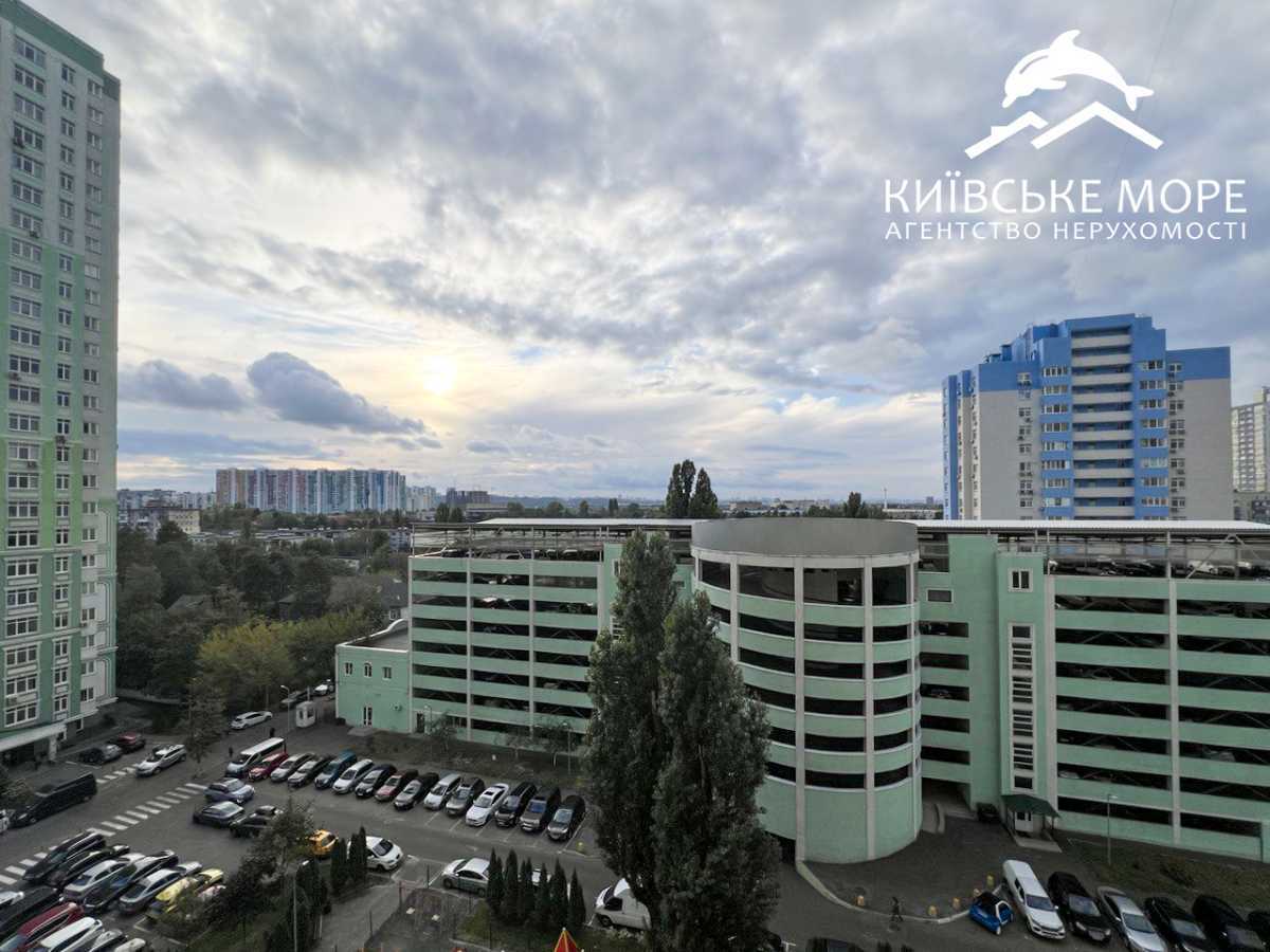 Продажа 2-комнатной квартиры 67 м², Воскресенская ул., 14Б