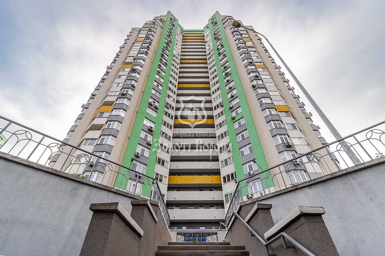 Продажа 2-комнатной квартиры 85.4 м², Червонопільська, 2г