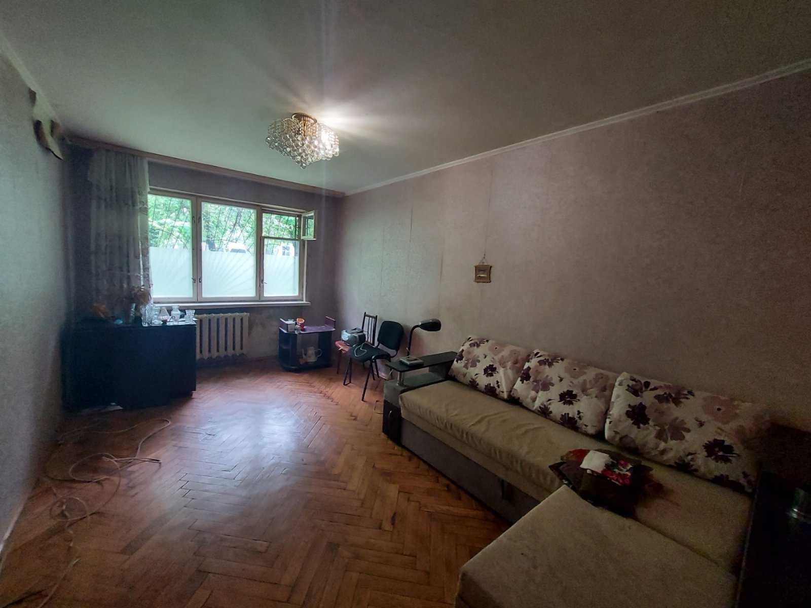 Продаж 1-кімнатної квартири 44 м²