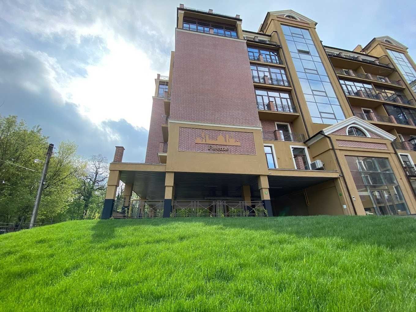 Продажа 2-комнатной квартиры 61 м²