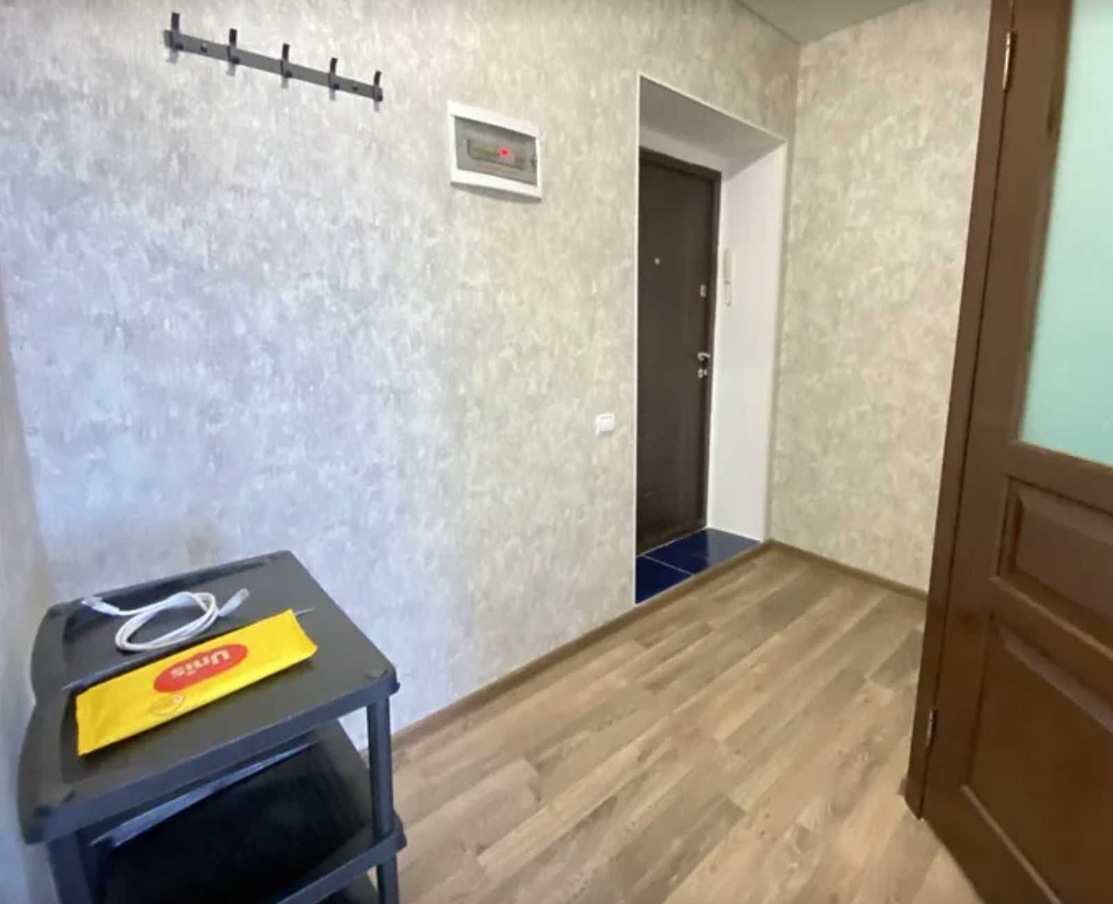 Продаж 1-кімнатної квартири 42 м²