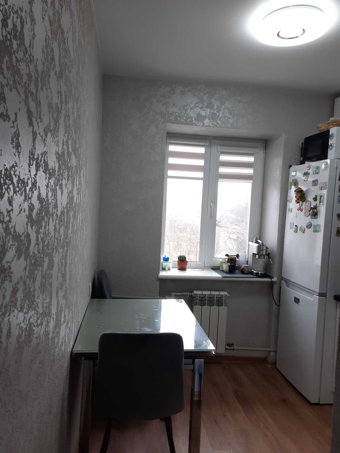 Продажа 2-комнатной квартиры 43 м²