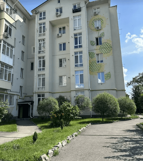 Продаж 2-кімнатної квартири 56 м²