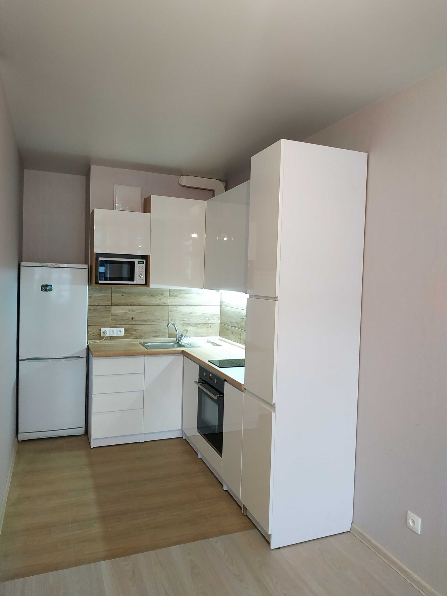 Продаж 1-кімнатної квартири 45 м²