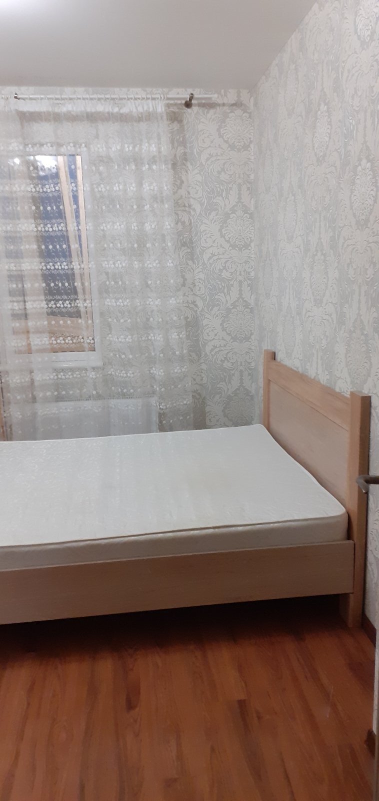 Продаж 1-кімнатної квартири 53 м²