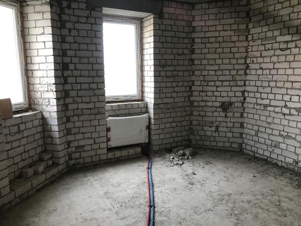 Продажа 2-комнатной квартиры 65 м²