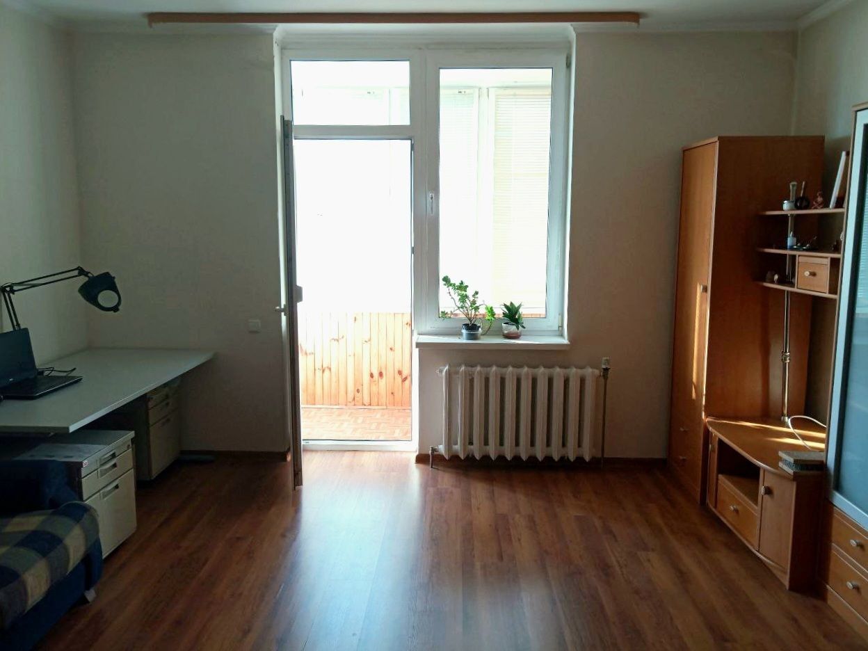 Продаж 2-кімнатної квартири 75 м²