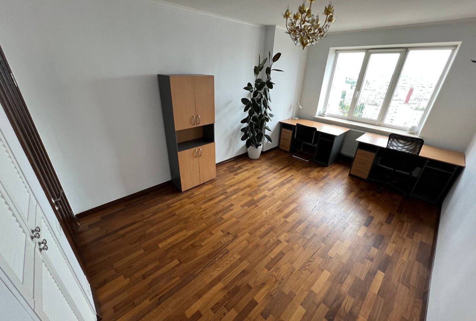 Продажа 3-комнатной квартиры 122 м²