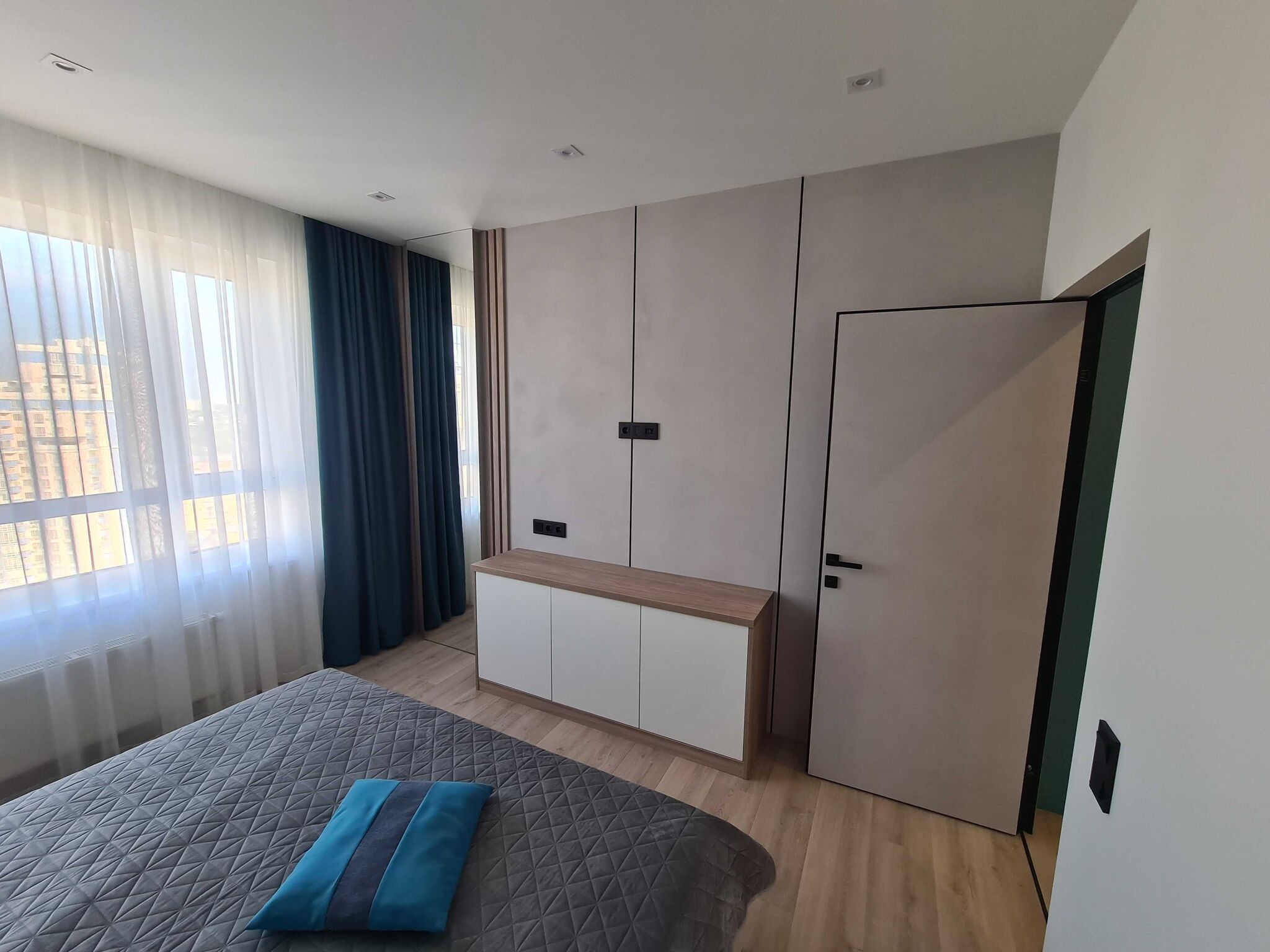 Продажа 3-комнатной квартиры 93 м²