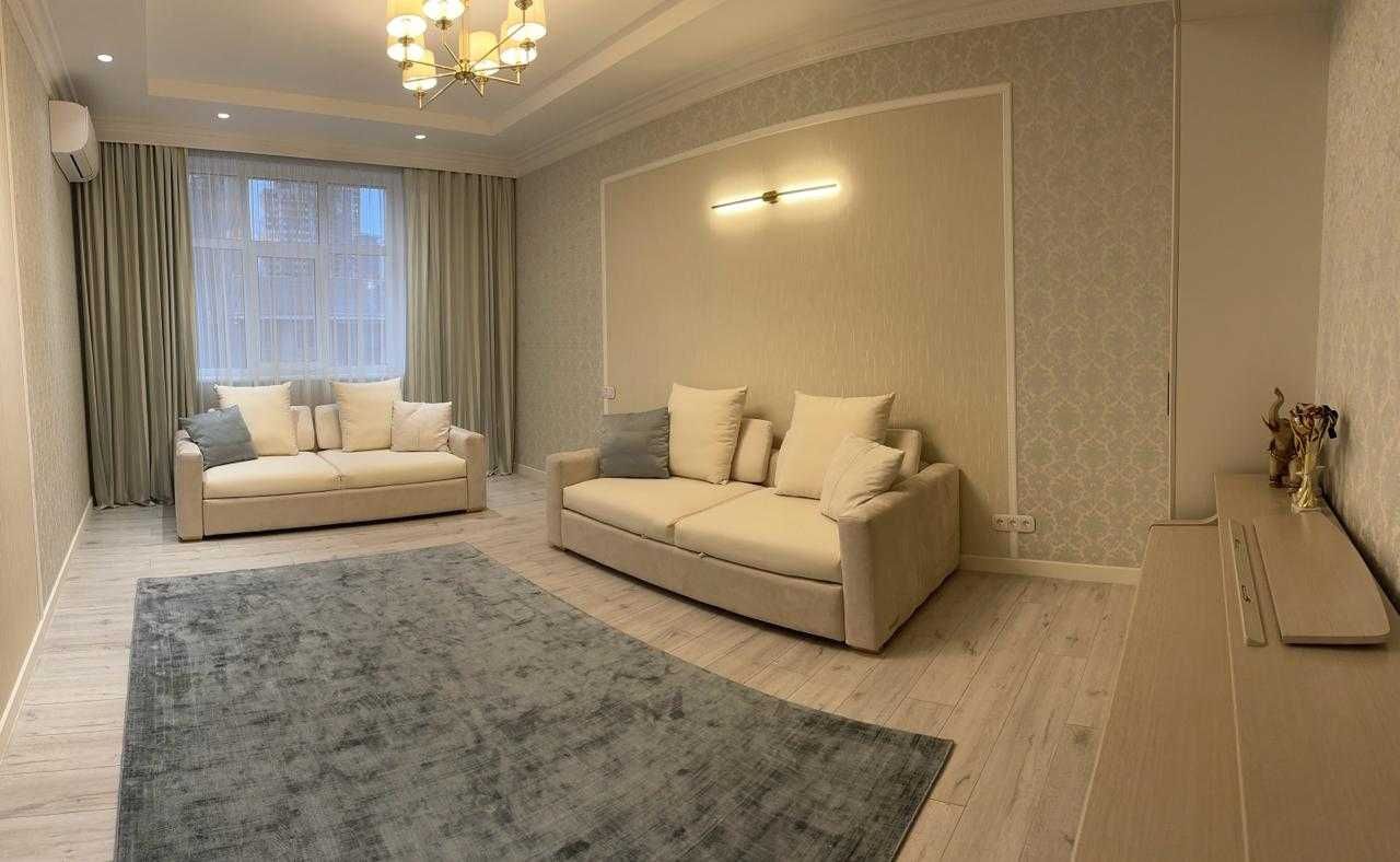 Продаж 2-кімнатної квартири 82 м²