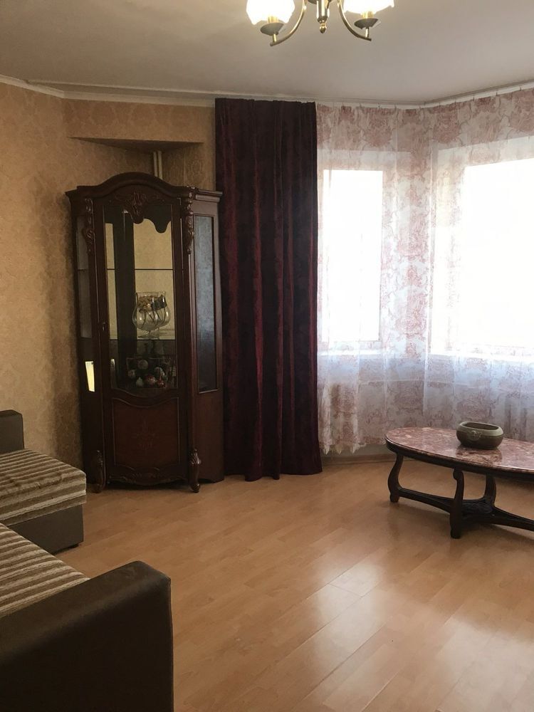 Продаж 2-кімнатної квартири 75 м²