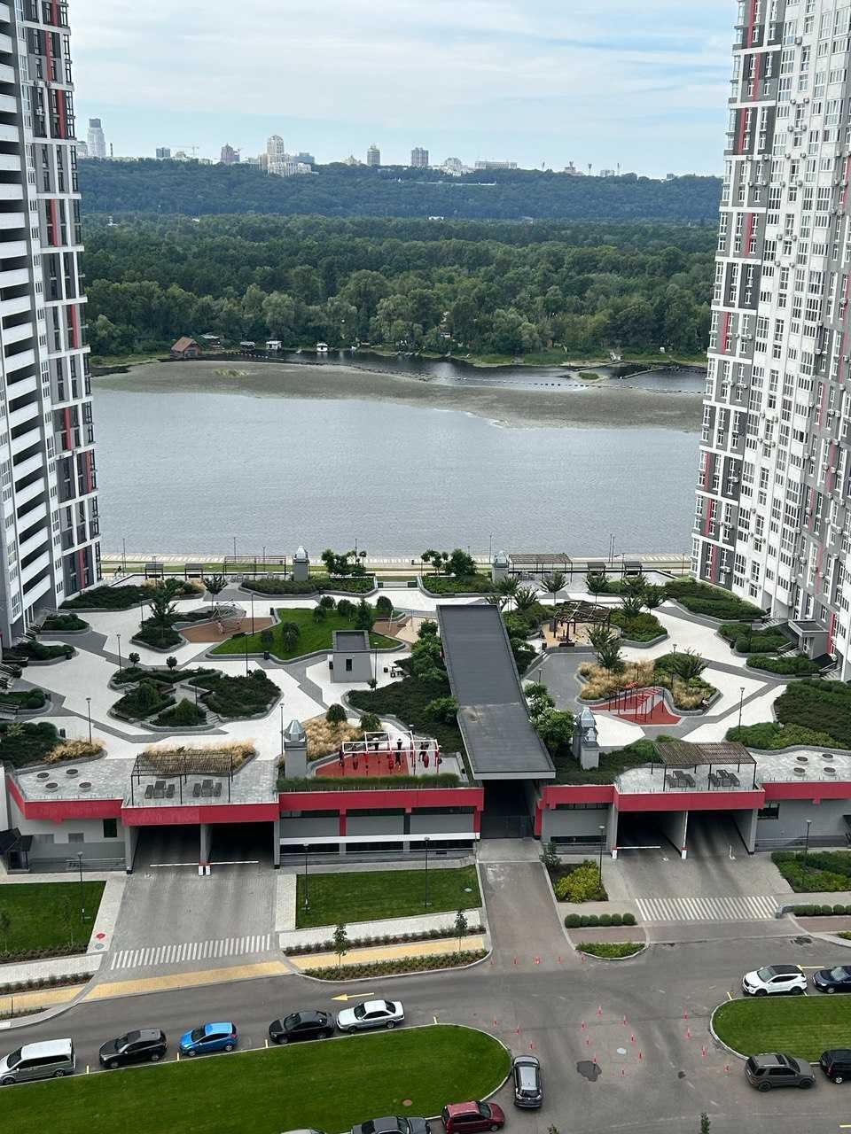 Продажа 3-комнатной квартиры 105 м²