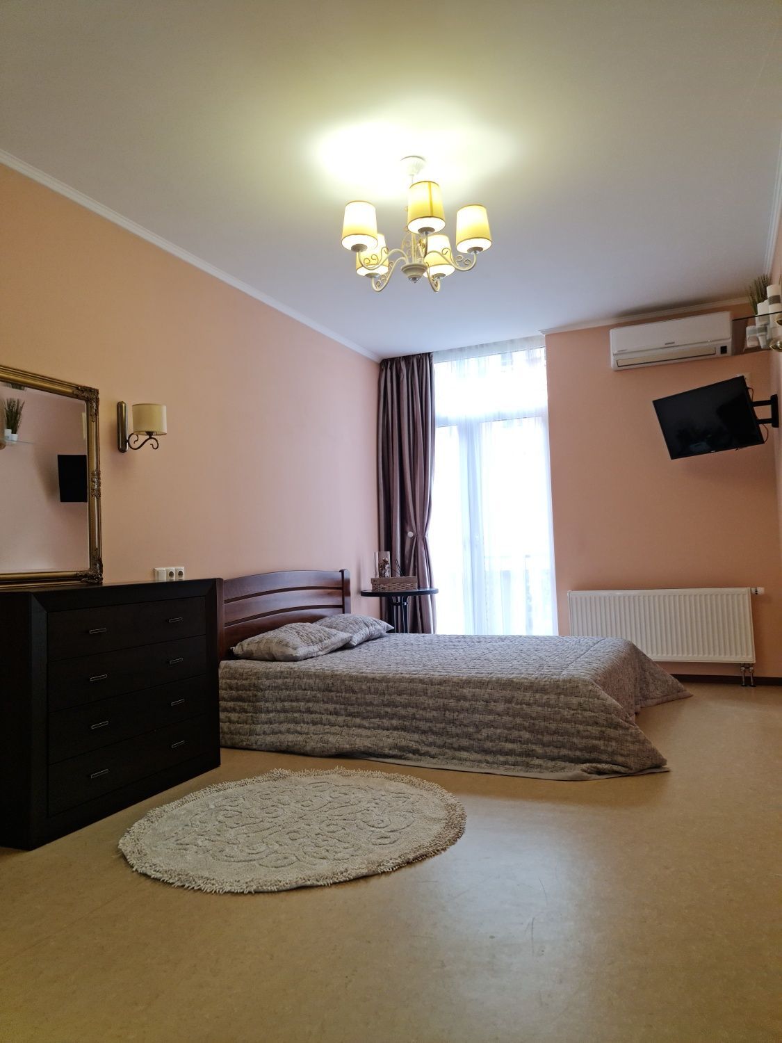 Продаж 2-кімнатної квартири 61.8 м²