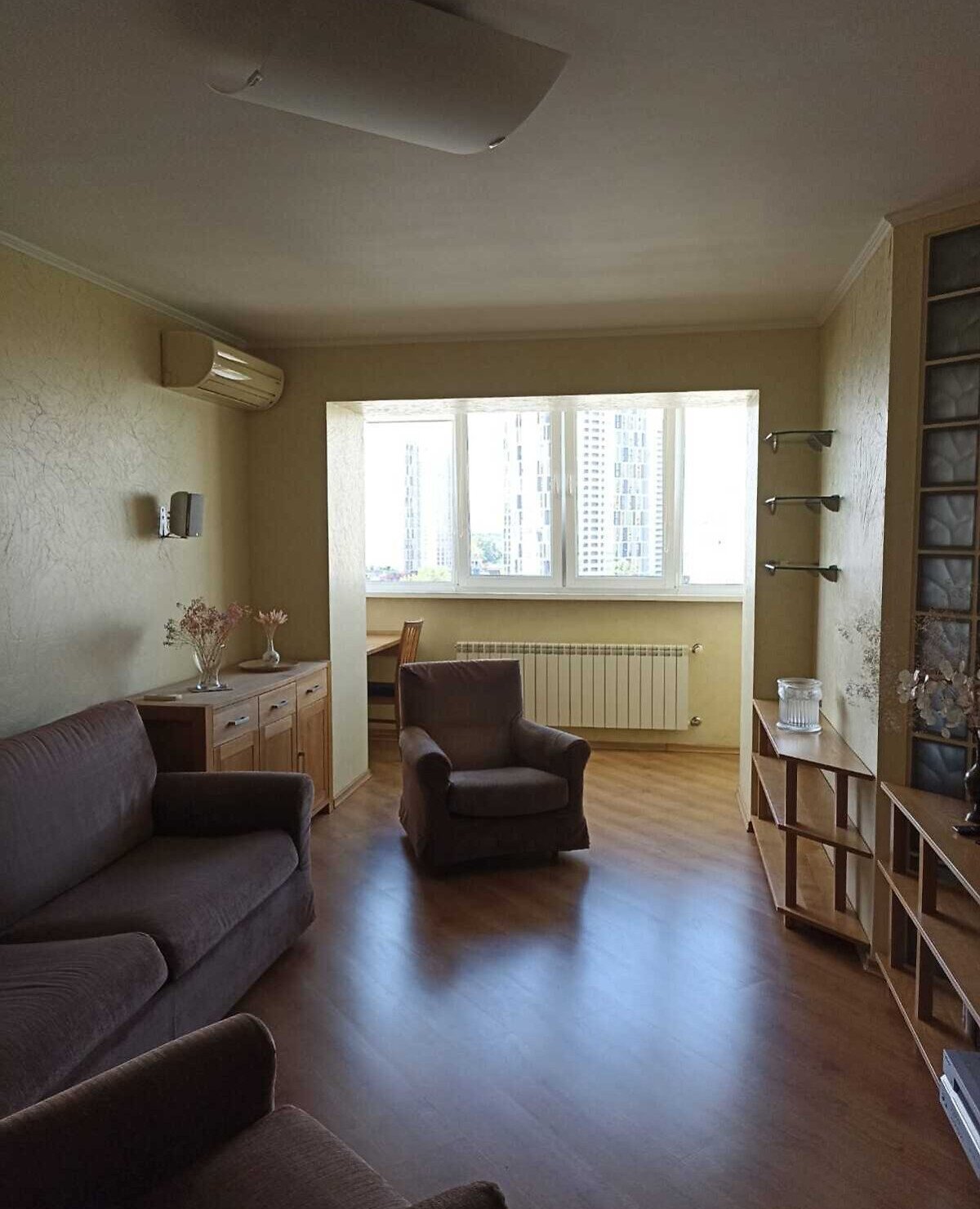 Продаж 3-кімнатної квартири 75 м²