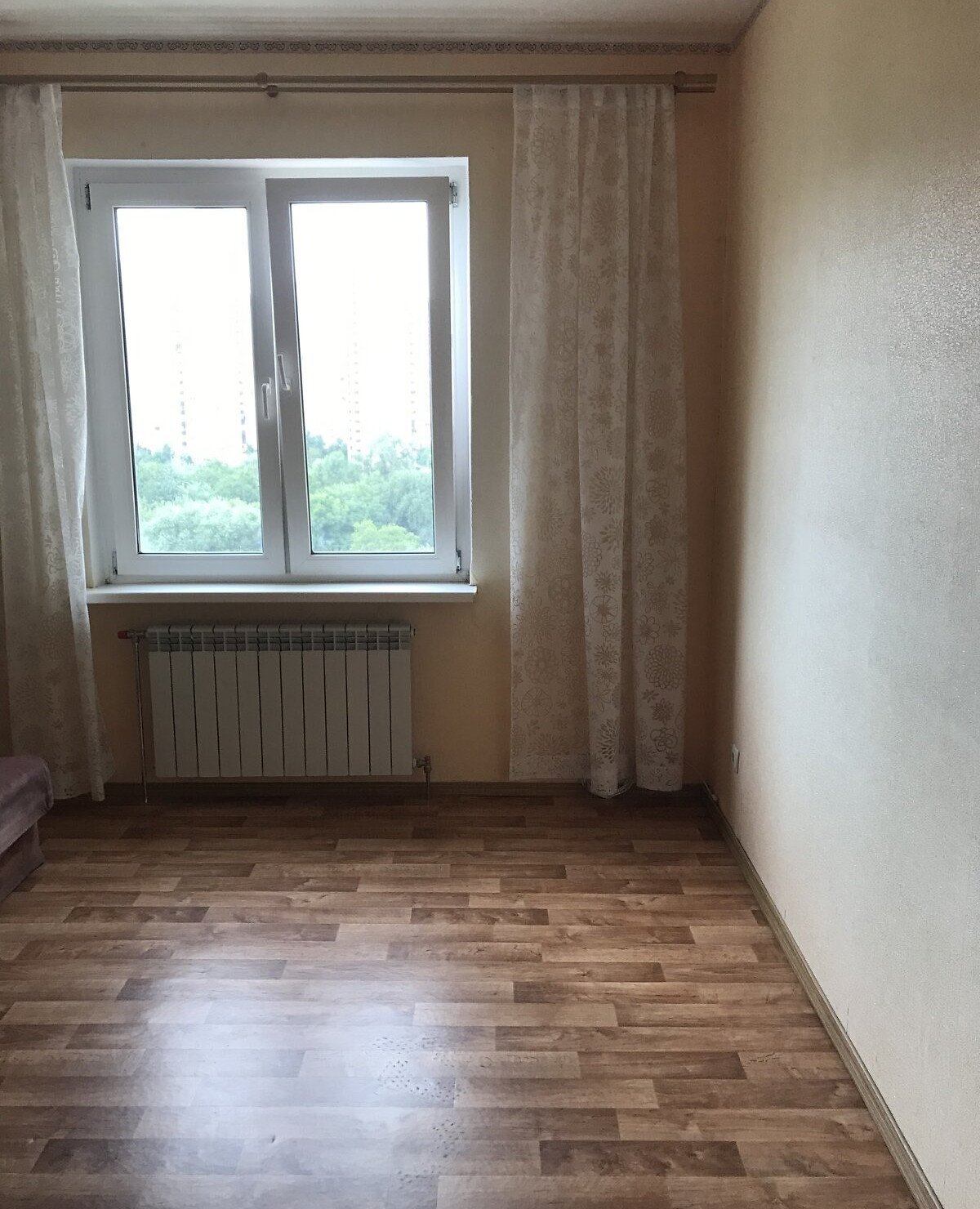 Продажа 2-комнатной квартиры 74 м²