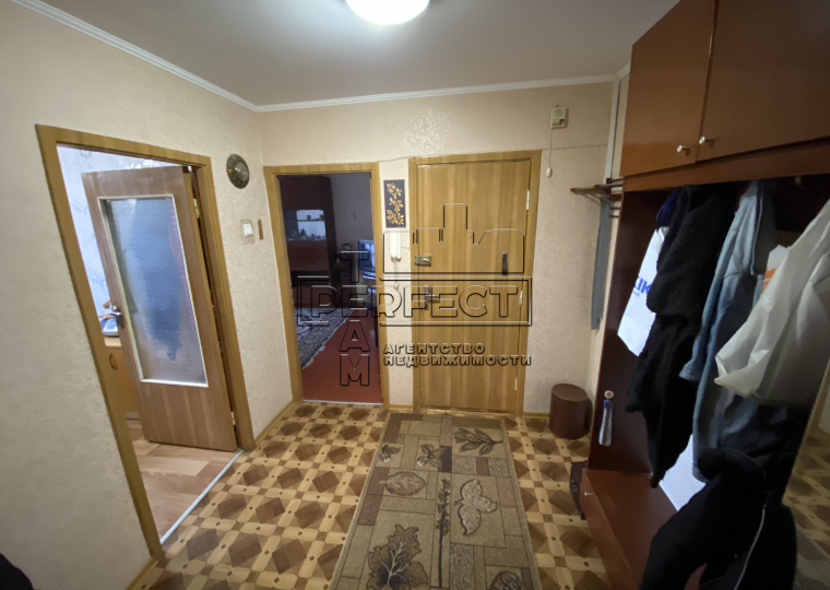 Продажа 3-комнатной квартиры 70 м², Леонида Быкова бул., 6