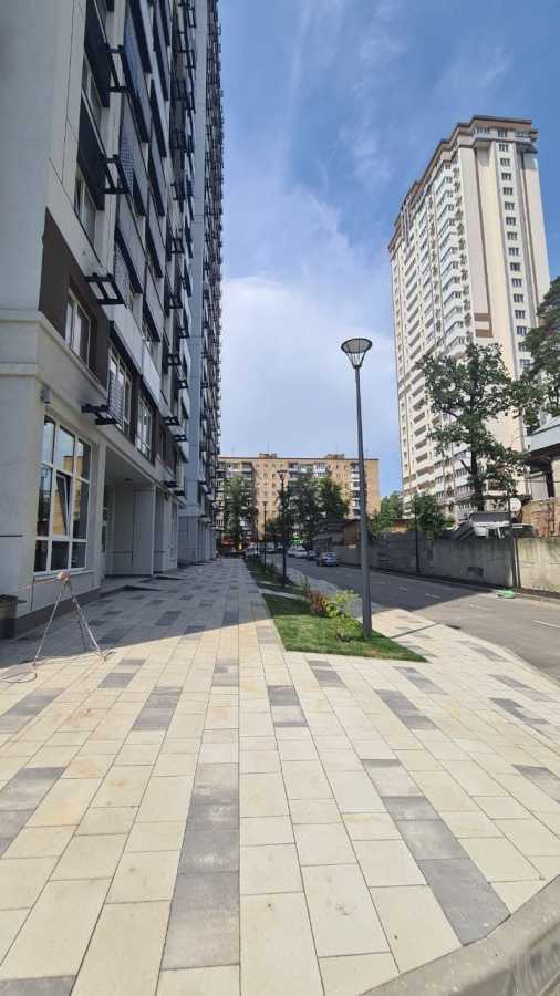 Продаж 3-кімнатної квартири 88.15 м², Львівська вул., 15