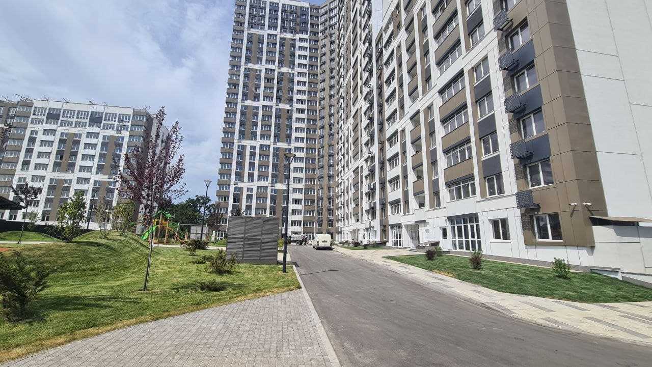 Продаж 3-кімнатної квартири 88.15 м², Львівська вул., 15