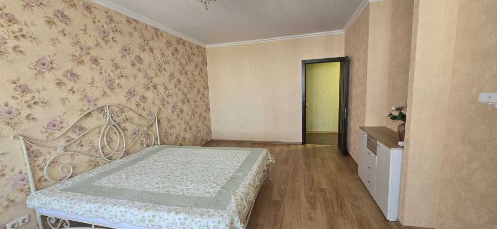 Оренда 1-кімнатної квартири 60 м², Львівська вул., 22