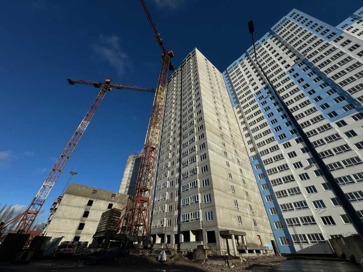 Продажа 2-комнатной квартиры 40.56 м², Доковская ул., 10 К1