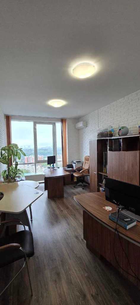 Продаж 2-кімнатної квартири 49 м², Перемоги просп., 26