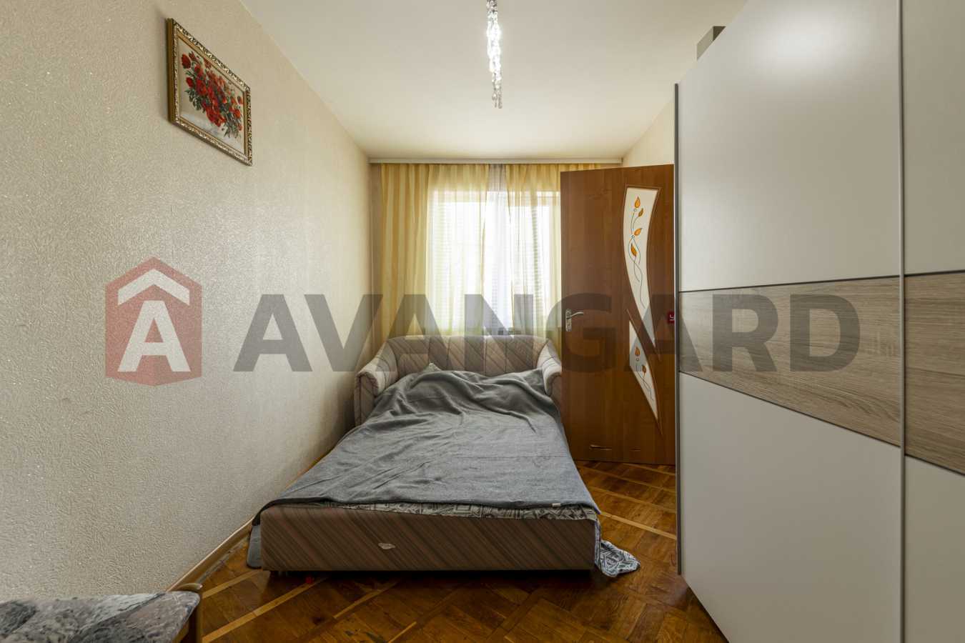 Продаж 2-кімнатної квартири 45.1 м², Миколи Василенка вул., 9