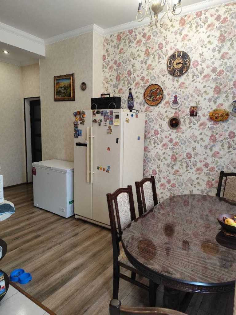 Продажа 4-комнатной квартиры 100 м², Гайок, 1