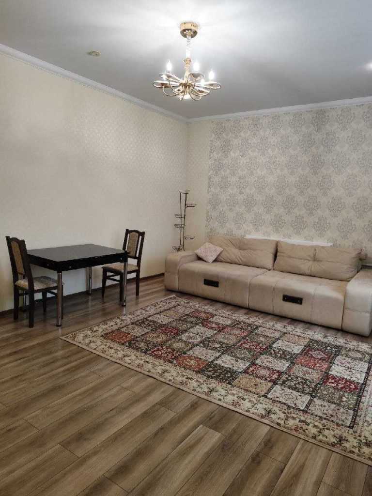 Продажа 4-комнатной квартиры 100 м², Гайок, 1