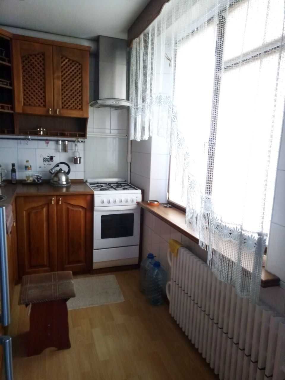 Продажа 3-комнатной квартиры 65 м²