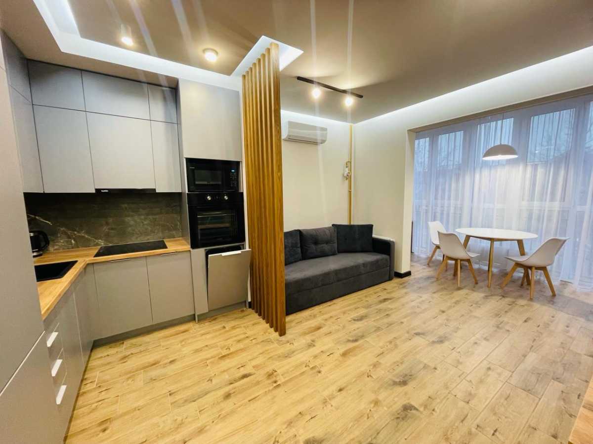 Продажа 1-комнатной квартиры 42 м², Метрологическая ул.