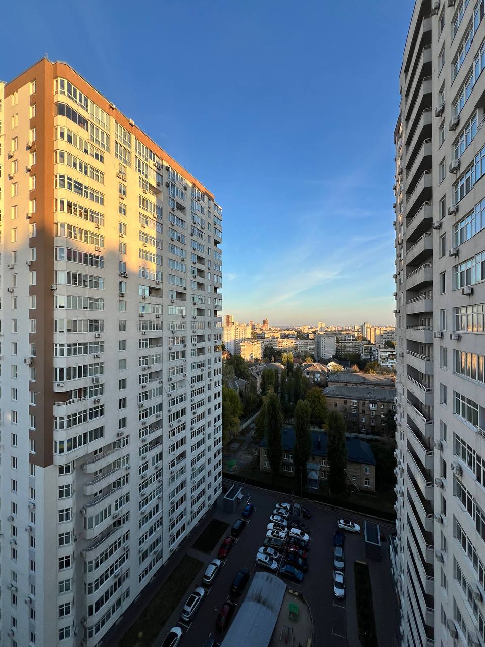 Продаж 1-кімнатної квартири 66 м², Освіти вул.