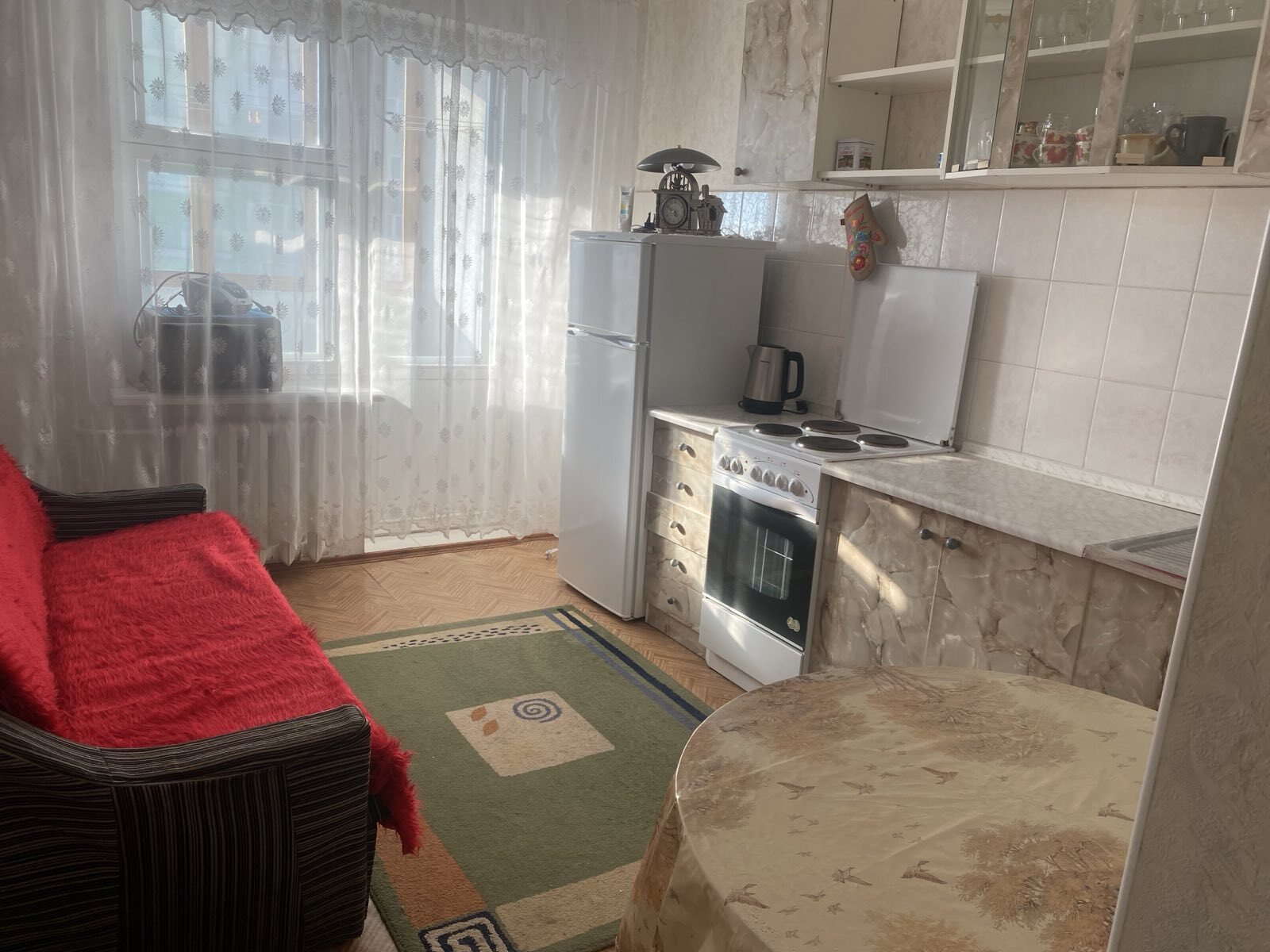 Оренда 1-кімнатної квартири 51 м², Якуба Коласа вул., 2