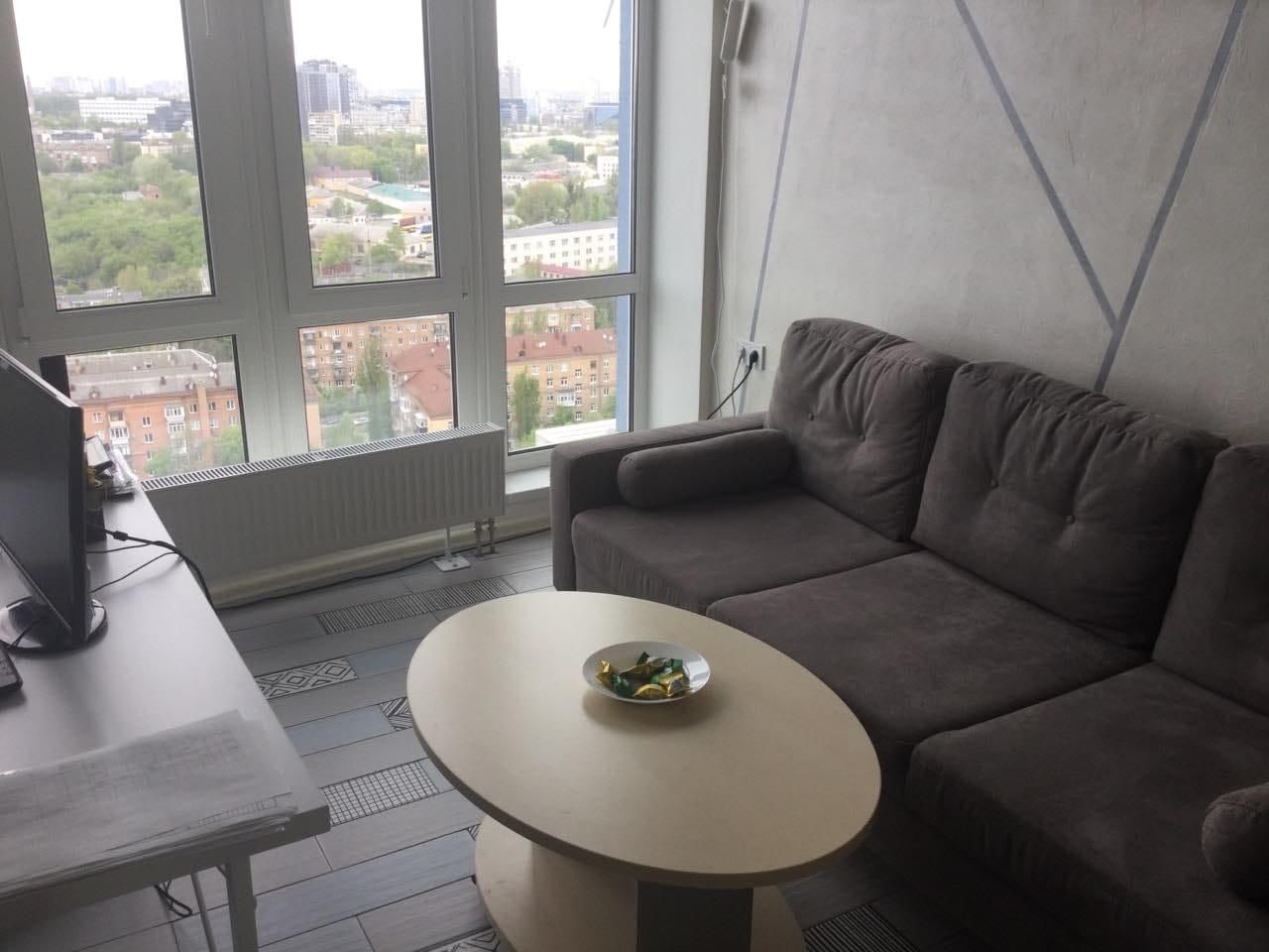 Продаж 4-кімнатної квартири 85 м²