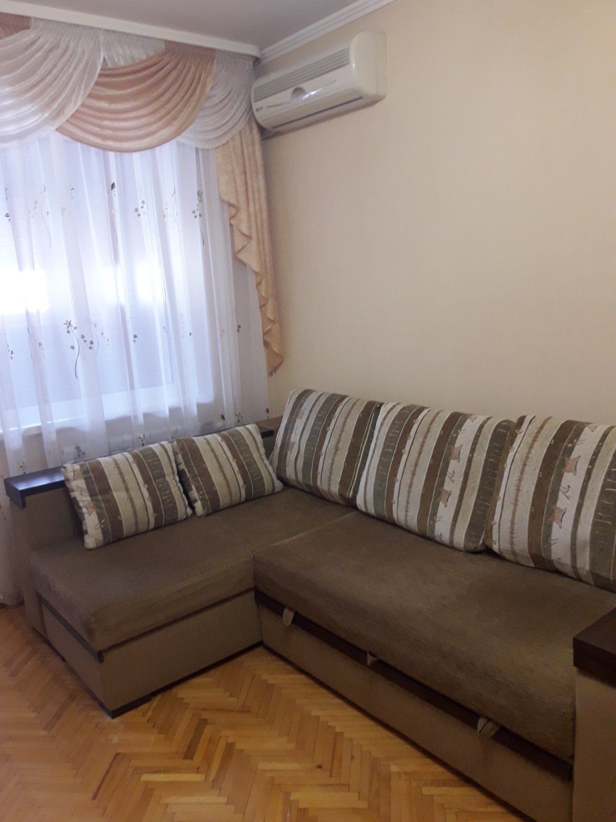 Продаж 2-кімнатної квартири 55 м²