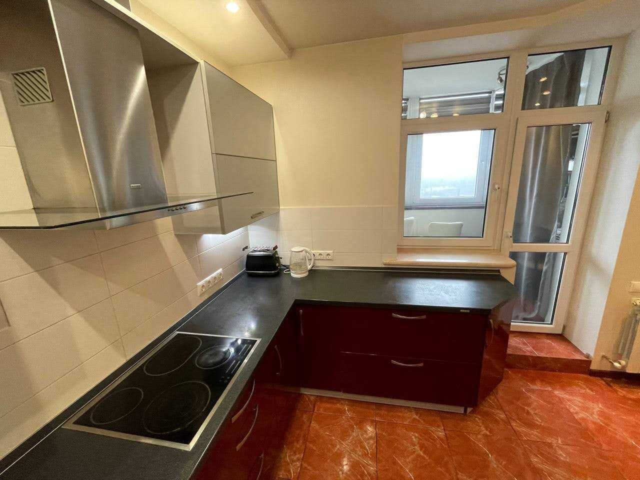 Продаж 3-кімнатної квартири 90 м²