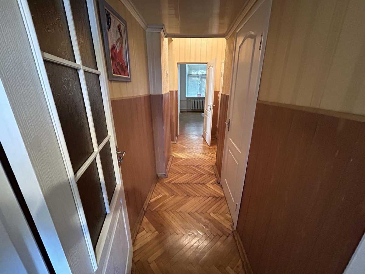 Продажа 3-комнатной квартиры 69.3 м², Броварской просп., 93