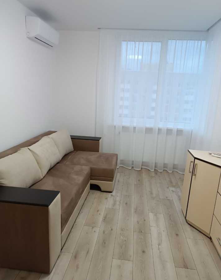 Аренда 3-комнатной квартиры 83 м², Александра Олеся ул., 2В