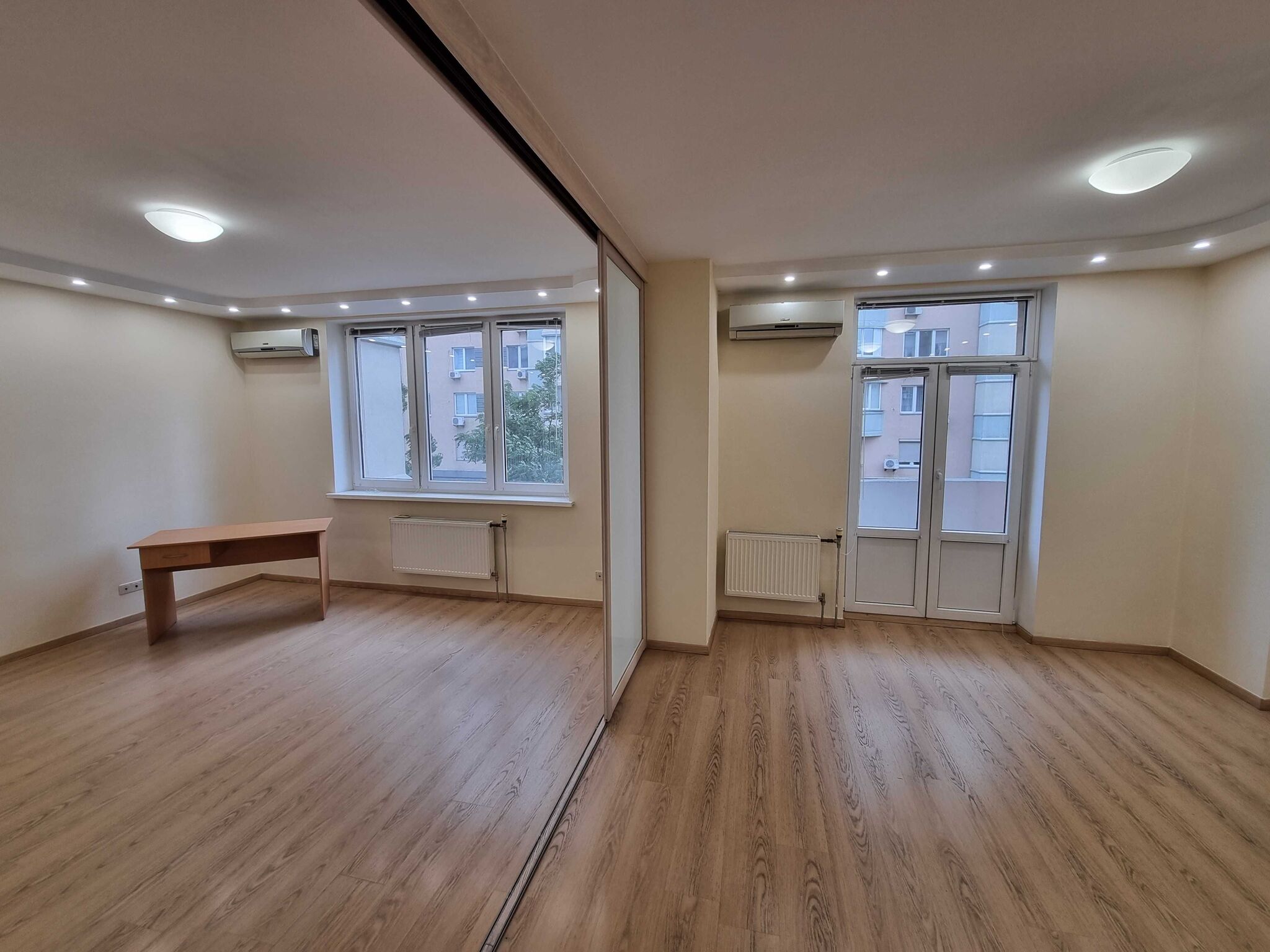 Продажа 3-комнатной квартиры 123 м²