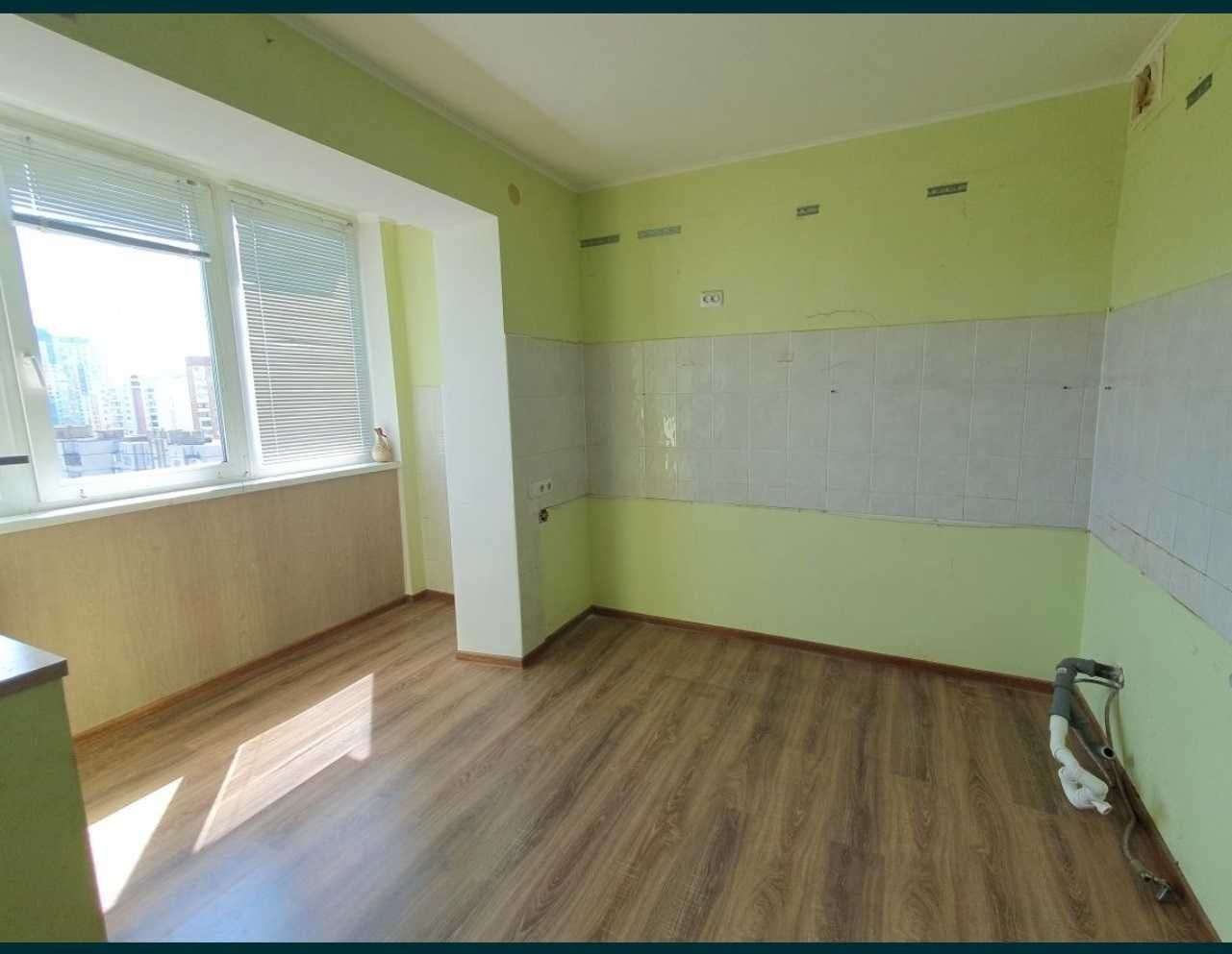 Продаж 2-кімнатної квартири 56 м²