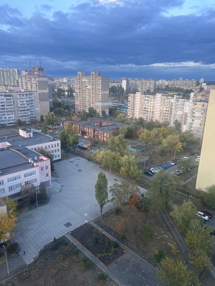 Продаж 3-кімнатної квартири 85 м²