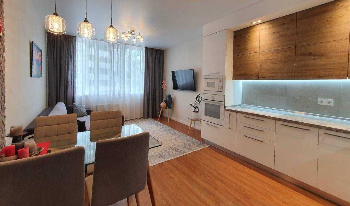 Продаж 1-кімнатної квартири 55 м²