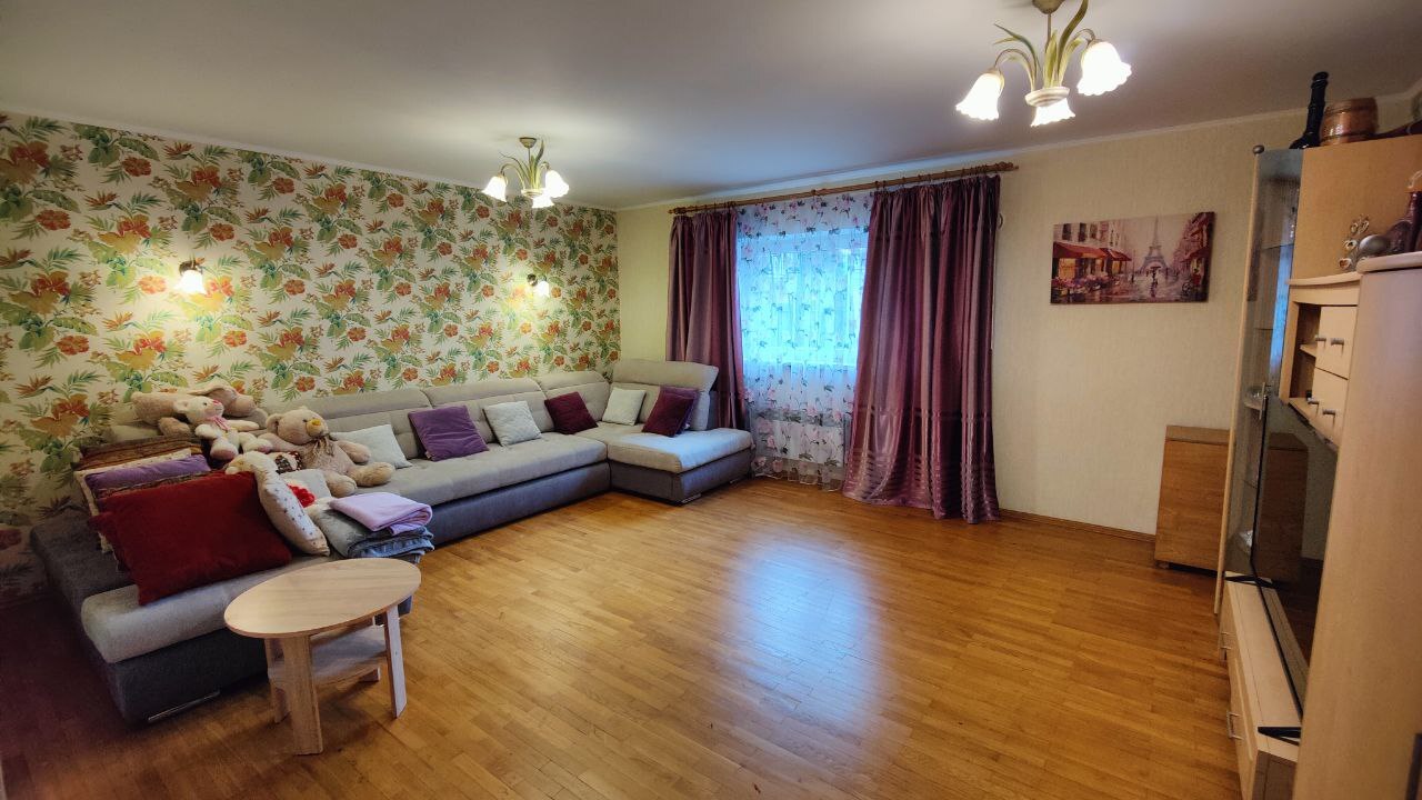 Оренда 5-кімнатної квартири 130 м², Бородинська вул.